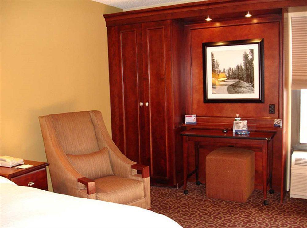 فندق مارلبوروفي  هامبتون إن بوسطن / مارلوبورو الغرفة الصورة